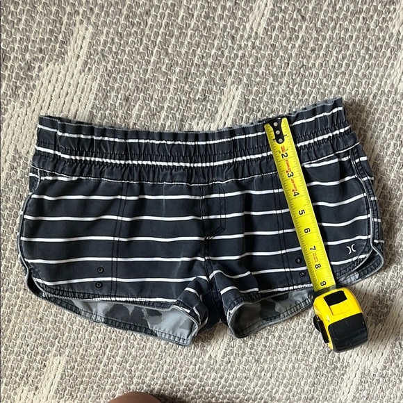 Reversible Hurley board shorts - Picture 1 of 7